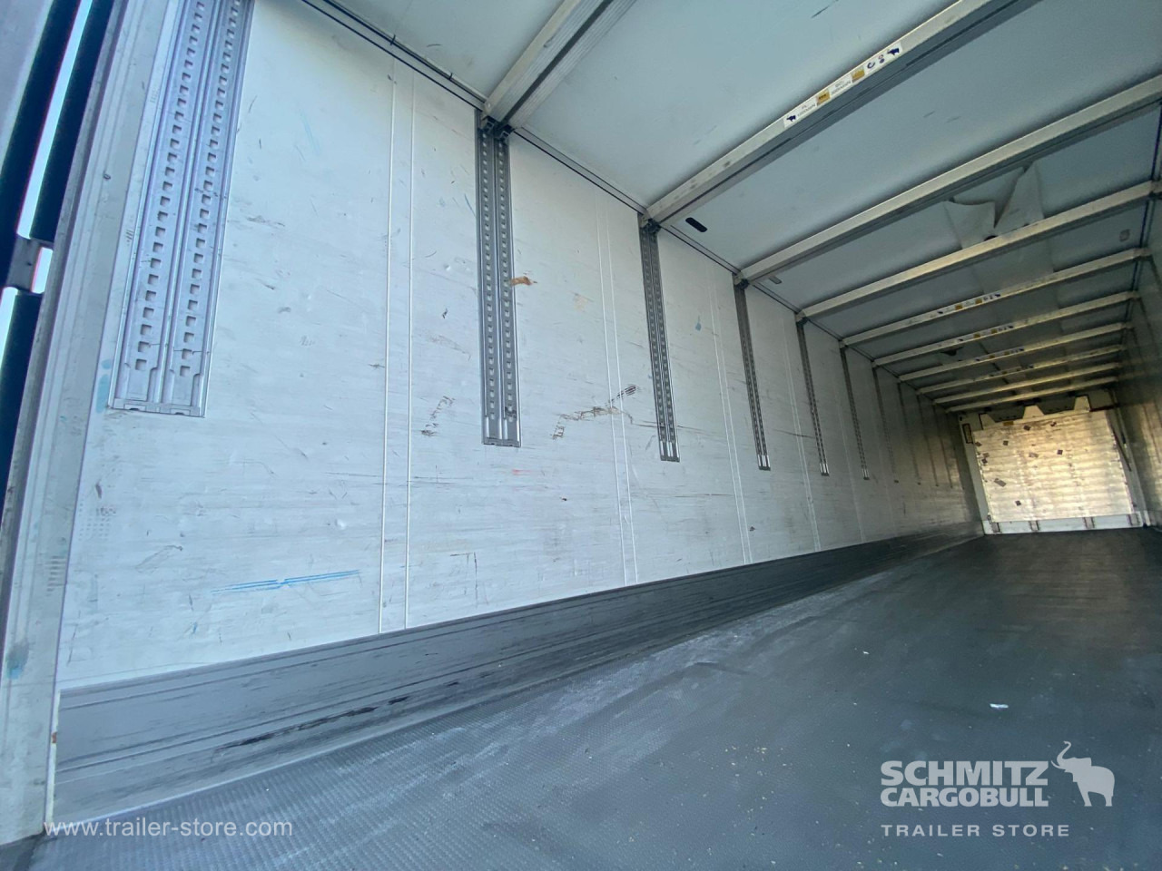 Изотермический полуприцеп SCHMITZ Reefer Standard Double deck: фото 8 Изотермический полуприцеп SCHMITZ Reefer Standard Double deck: фото 8