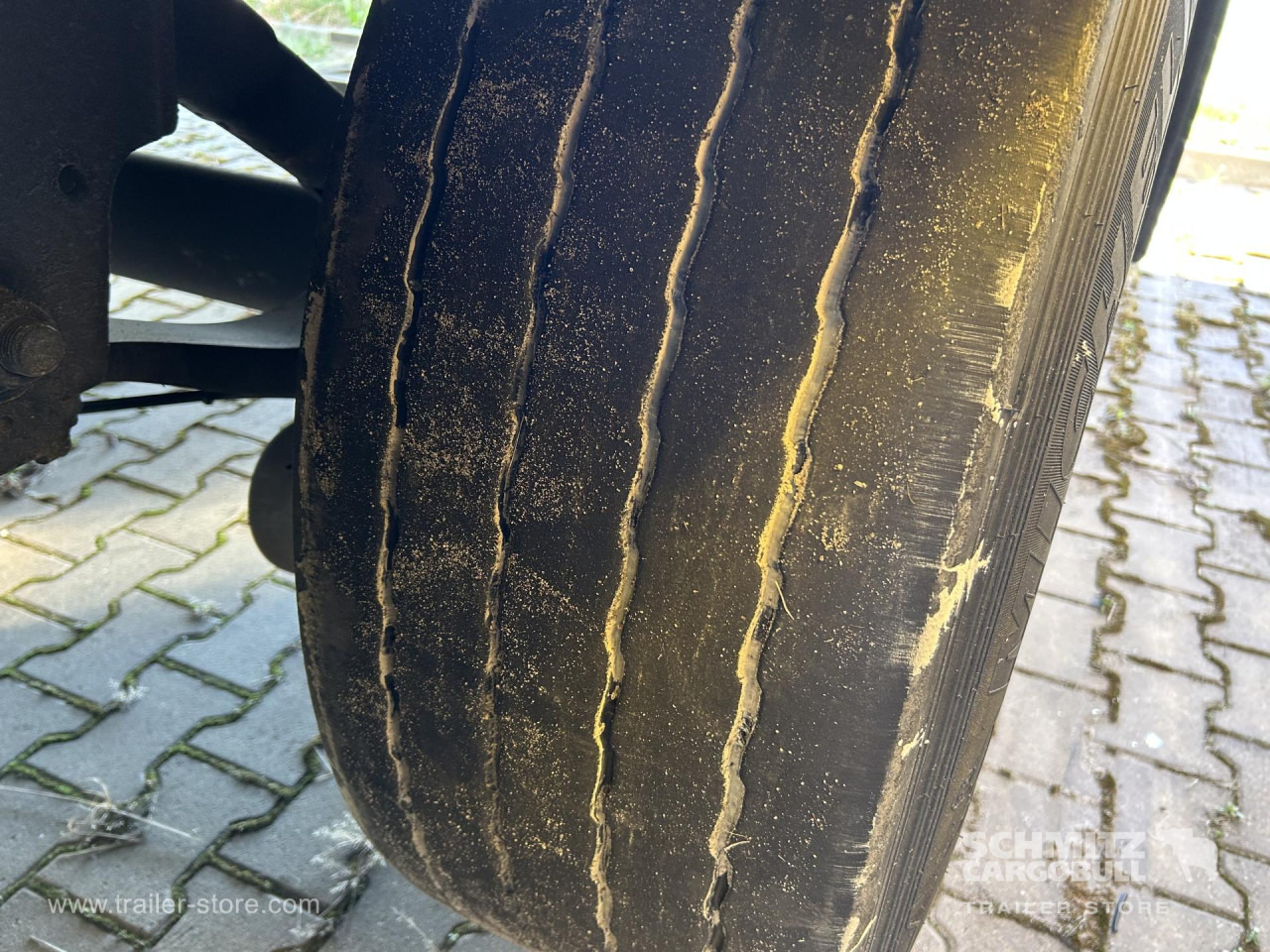 SCHMITZ Reefer Standard - Изотермический полуприцеп: фото 2 SCHMITZ Reefer Standard - Изотермический полуприцеп: фото 2