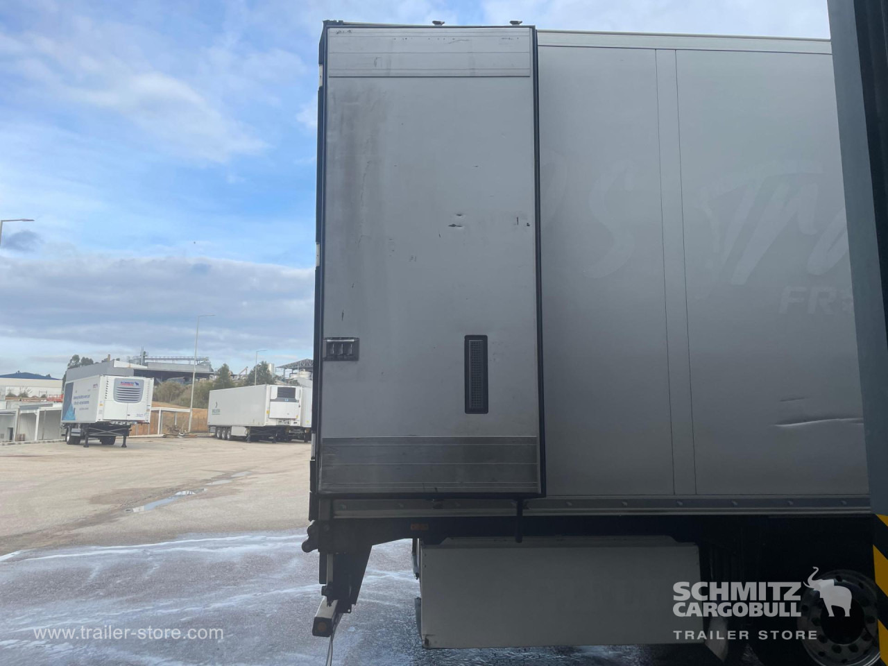 SCHMITZ Reefer Multitemp - Изотермический полуприцеп: фото 4 SCHMITZ Reefer Multitemp - Изотермический полуприцеп: фото 4