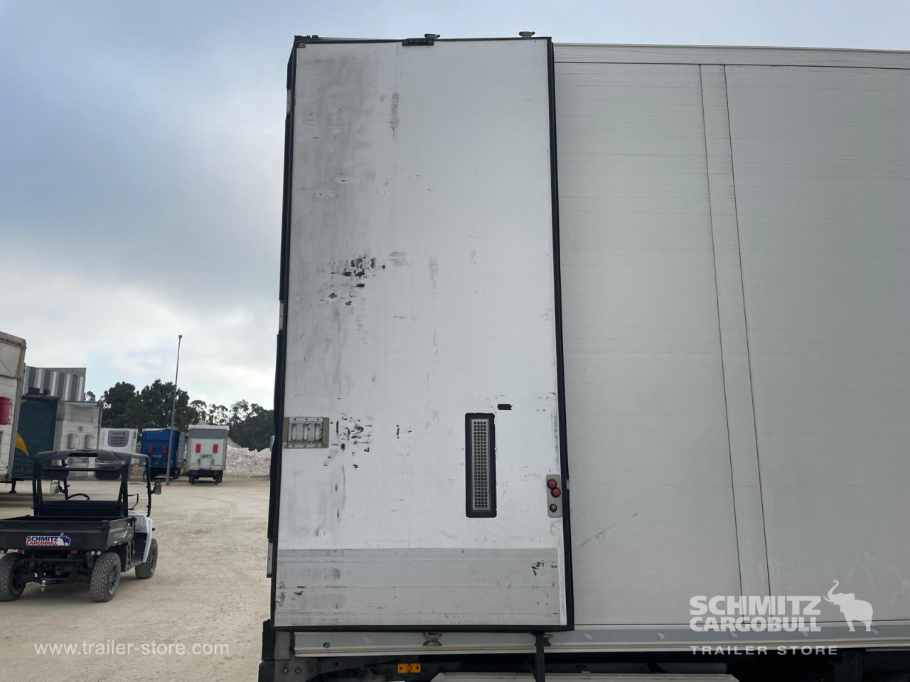 SCHMITZ Reefer Standard - Изотермический полуприцеп: фото 4 SCHMITZ Reefer Standard - Изотермический полуприцеп: фото 4