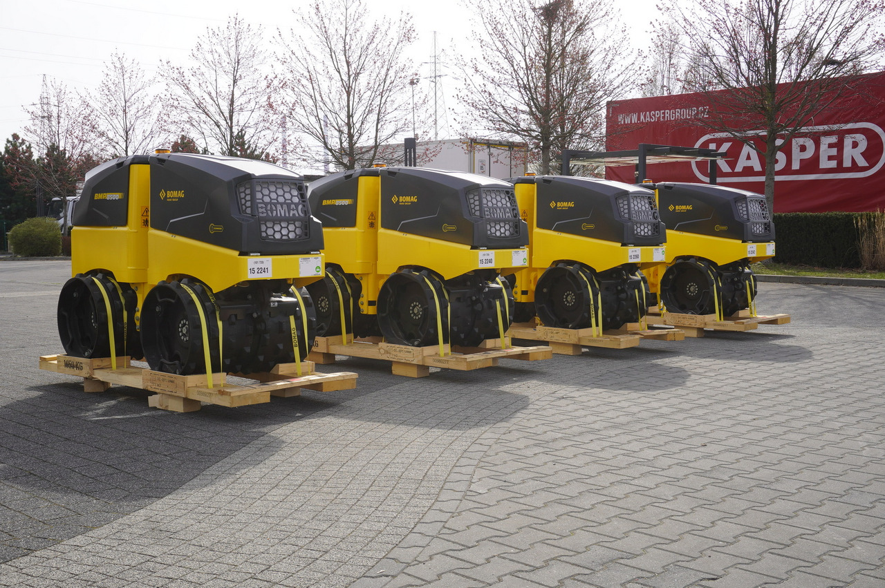 BOMAG BMP 8500 brand-new trench roller / Remote Control / 4 units - Дорожный каток: фото 3 BOMAG BMP 8500 brand-new trench roller / Remote Control / 4 units - Дорожный каток: фото 3