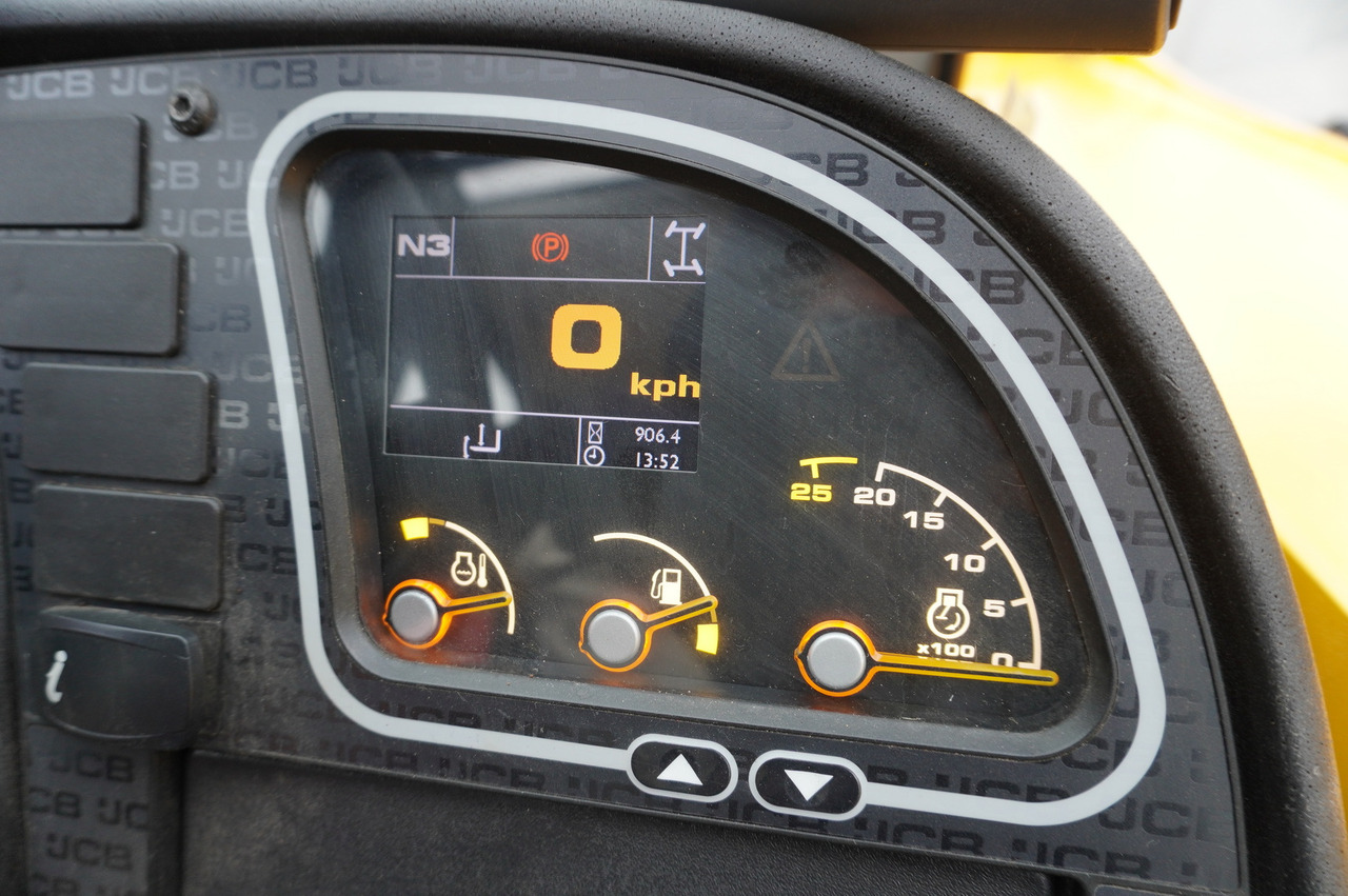 JCB 531-70 / 900 MTH telescopic charger! / 3.1 T / 7 M - Телескопический погрузчик: фото 2 JCB 531-70 / 900 MTH telescopic charger! / 3.1 T / 7 M - Телескопический погрузчик: фото 2