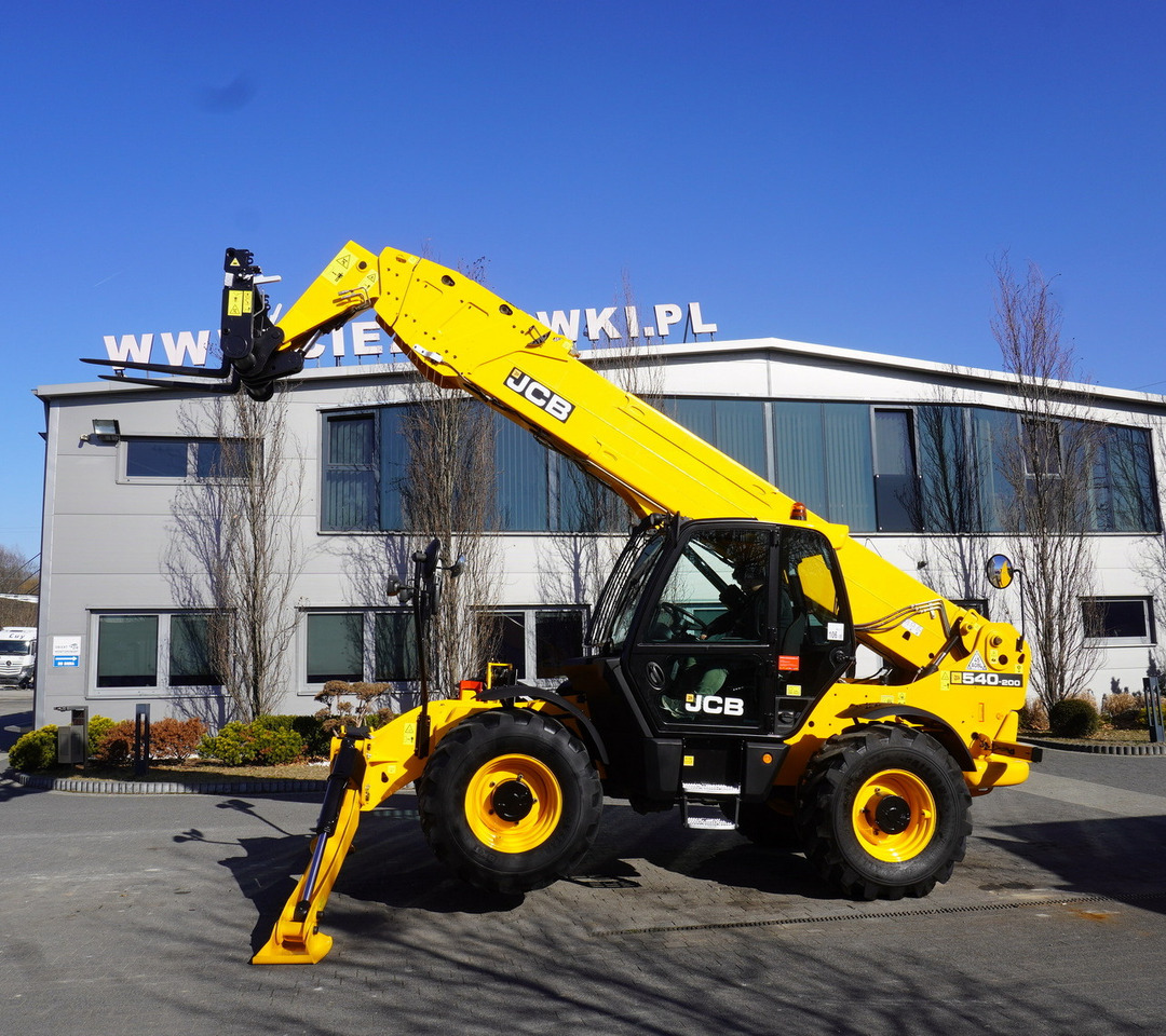 JCB 540-200 Telescopic Loader / 20m / joystick - Телескопический фронтальный погрузчик: фото 1 JCB 540-200 Telescopic Loader / 20m / joystick - Телескопический фронтальный погрузчик: фото 1