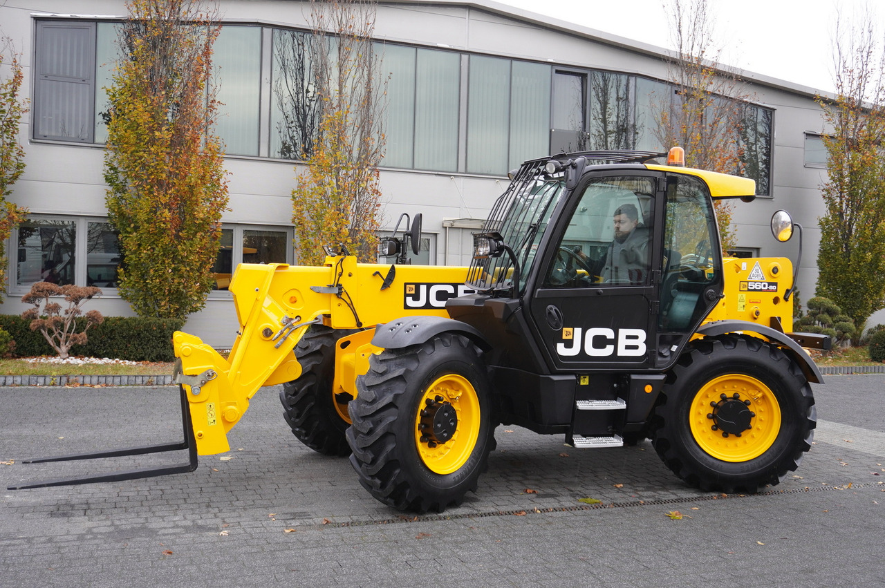 JCB 560-80 / 6 ton lifting capacity / power 146 HP - Телескопический погрузчик: фото 4 JCB 560-80 / 6 ton lifting capacity / power 146 HP - Телескопический погрузчик: фото 4