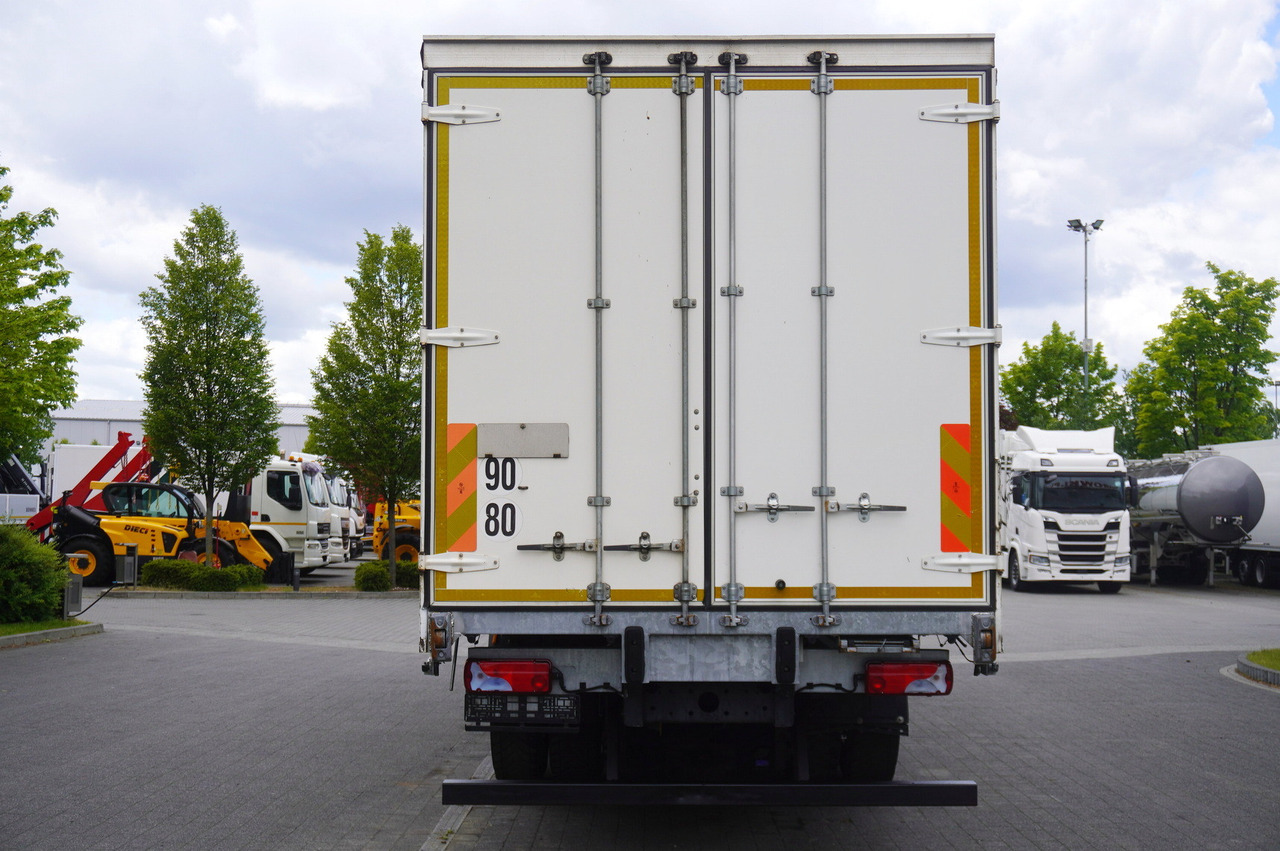 MAN TGS 18.440 / 19 EPAL curtainsider / Sleeper cab - Тентованный грузовик: фото 3 MAN TGS 18.440 / 19 EPAL curtainsider / Sleeper cab - Тентованный грузовик: фото 3
