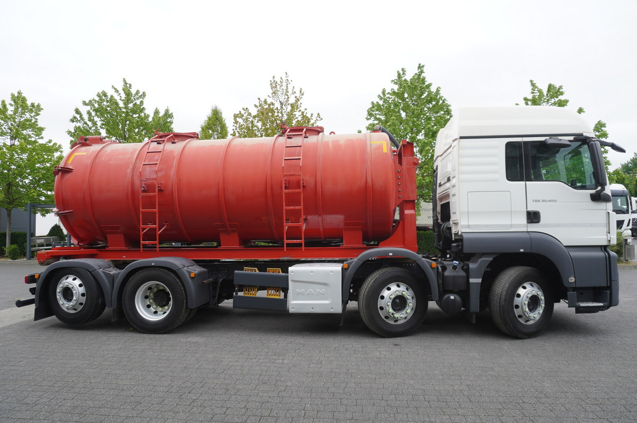 MAN TGS 35.420 8×2 / NEW septic barrel 13000 L / 3 steered axles - Грузовик-цистерна: фото 5 MAN TGS 35.420 8×2 / NEW septic barrel 13000 L / 3 steered axles - Грузовик-цистерна: фото 5
