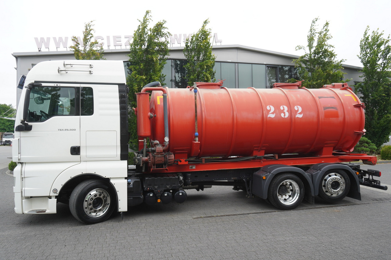 MAN TGX 26.500 / NEW Stal Septic barrel 13000 l / steering 3rd axle - Цистерна для жидкого навоза: фото 2 MAN TGX 26.500 / NEW Stal Septic barrel 13000 l / steering 3rd axle - Цистерна для жидкого навоза: фото 2