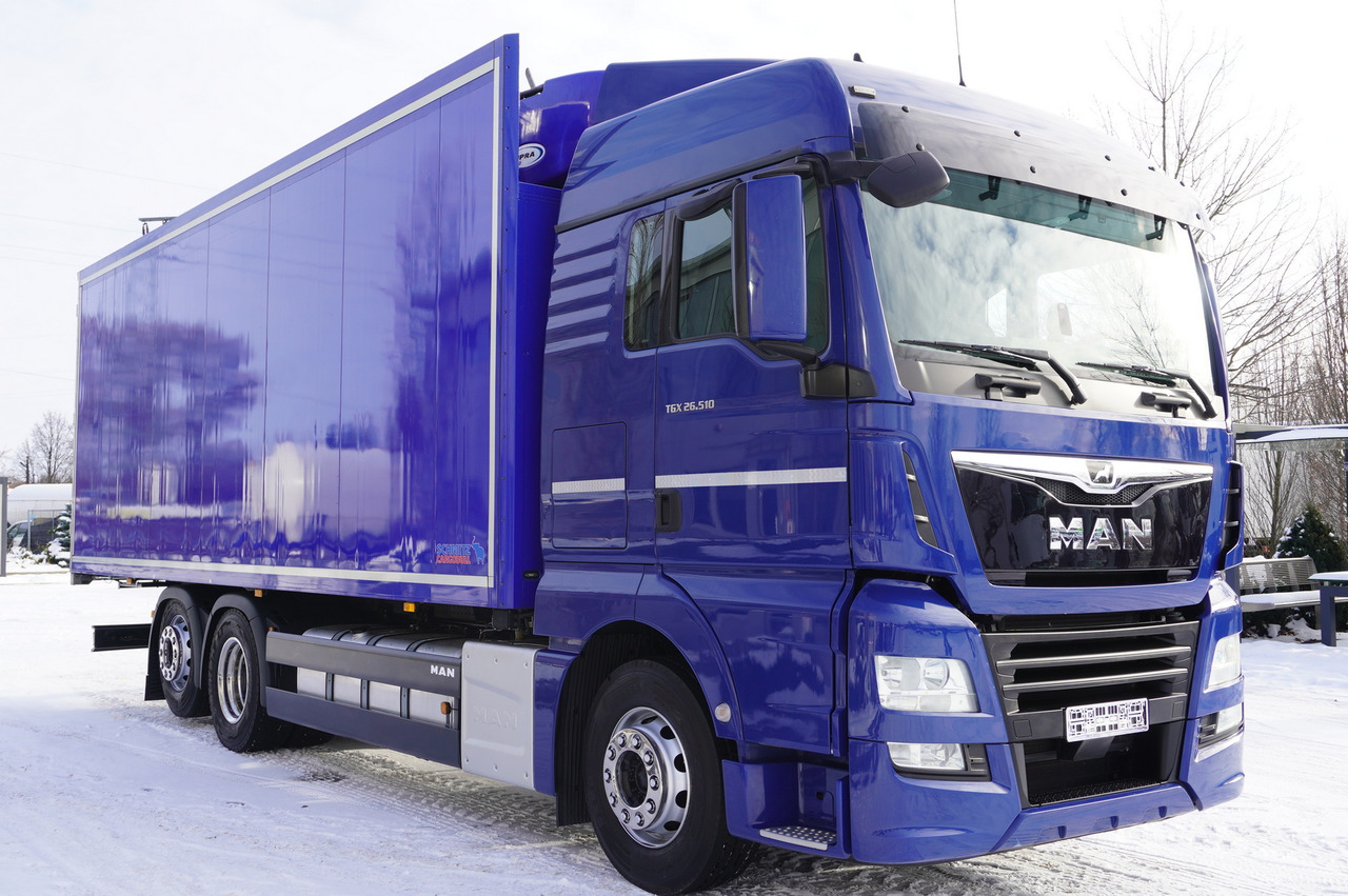 MAN TGX 26.510 6×2 E6 2021 / ATP/FRC / Schmitz FLOWER refrigerator 19 pallets / steering axle / 2 units - Рефрижератор: фото 2 MAN TGX 26.510 6×2 E6 2021 / ATP/FRC / Schmitz FLOWER refrigerator 19 pallets / steering axle / 2 units - Рефрижератор: фото 2