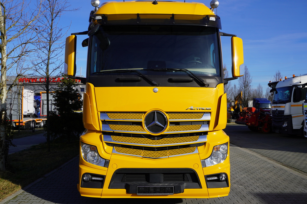 MERCEDES-BENZ Actros 2543 E6 6×2 / Refrigerated truck / ATP/FRC / 20 pallets / 260000 km!!! - Рефрижератор: фото 4 MERCEDES-BENZ Actros 2543 E6 6×2 / Refrigerated truck / ATP/FRC / 20 pallets / 260000 km!!! - Рефрижератор: фото 4