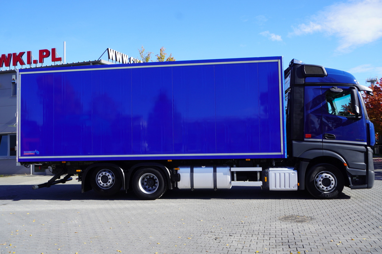 MERCEDES-BENZ Actros 2548 MP5 6×2 / Schmitz 19 EPAL refrigerator / 2023 - Рефрижератор: фото 2 MERCEDES-BENZ Actros 2548 MP5 6×2 / Schmitz 19 EPAL refrigerator / 2023 - Рефрижератор: фото 2