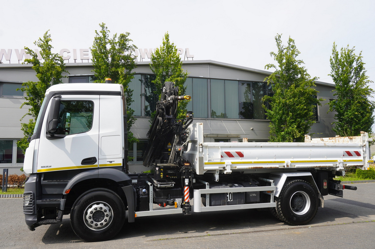 MERCEDES-BENZ Arocs 1833 / 87,000 km!!! / Hds HIAB X-DUO 128 B-2 / three-sided tipper - Автоманипулятор, Автоманипулятор: фото 5 MERCEDES-BENZ Arocs 1833 / 87,000 km!!! / Hds HIAB X-DUO 128 B-2 / three-sided tipper - Автоманипулятор, Автоманипулятор: фото 5