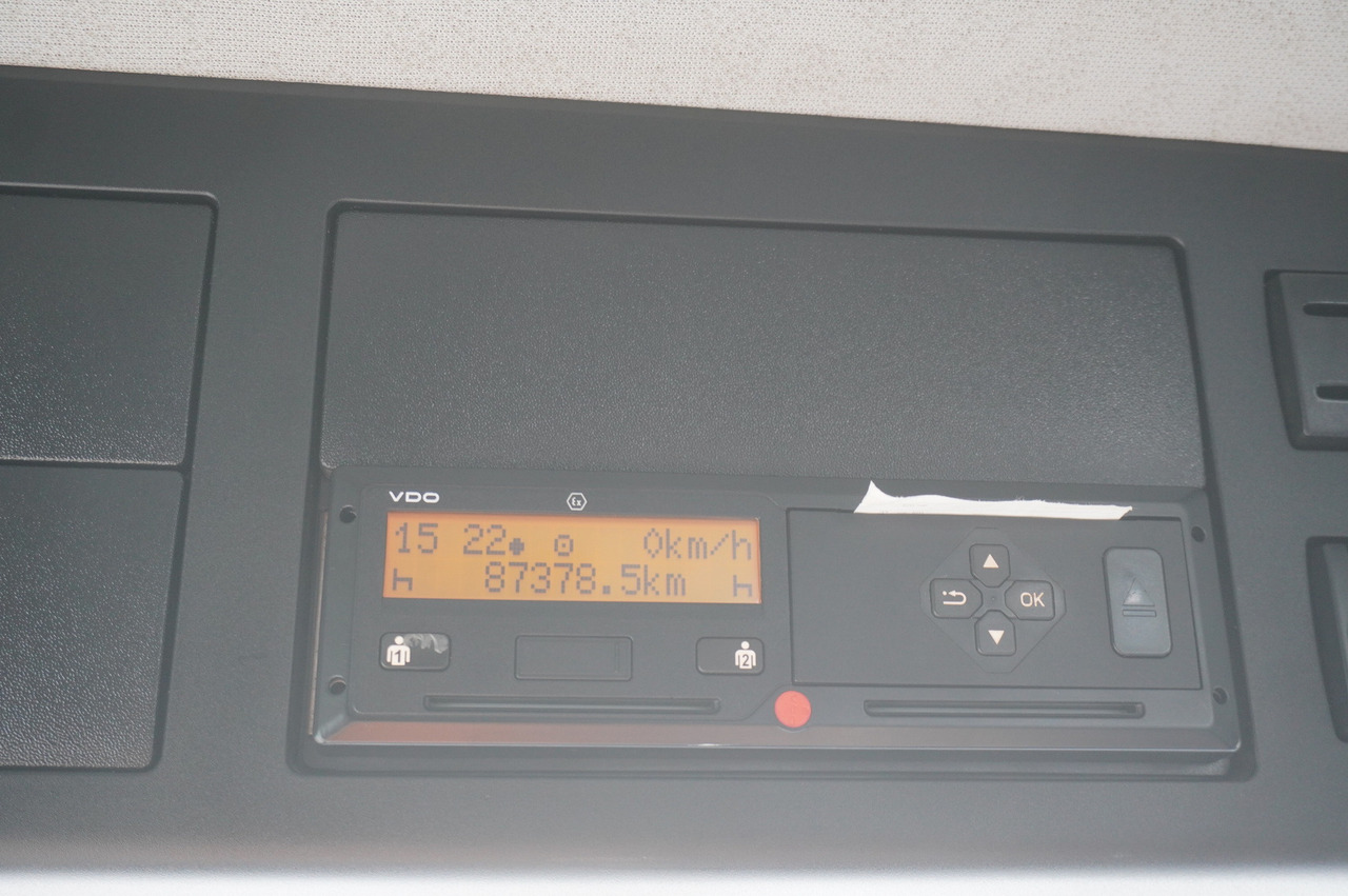 MERCEDES-BENZ Arocs 1833 / 87,000 km!!! / Hds HIAB X-DUO 128 B-2 / three-sided tipper - Грузовик бортовой/ Платформа, Автоманипулятор: фото 2 MERCEDES-BENZ Arocs 1833 / 87,000 km!!! / Hds HIAB X-DUO 128 B-2 / three-sided tipper - Грузовик бортовой/ Платформа, Автоманипулятор: фото 2