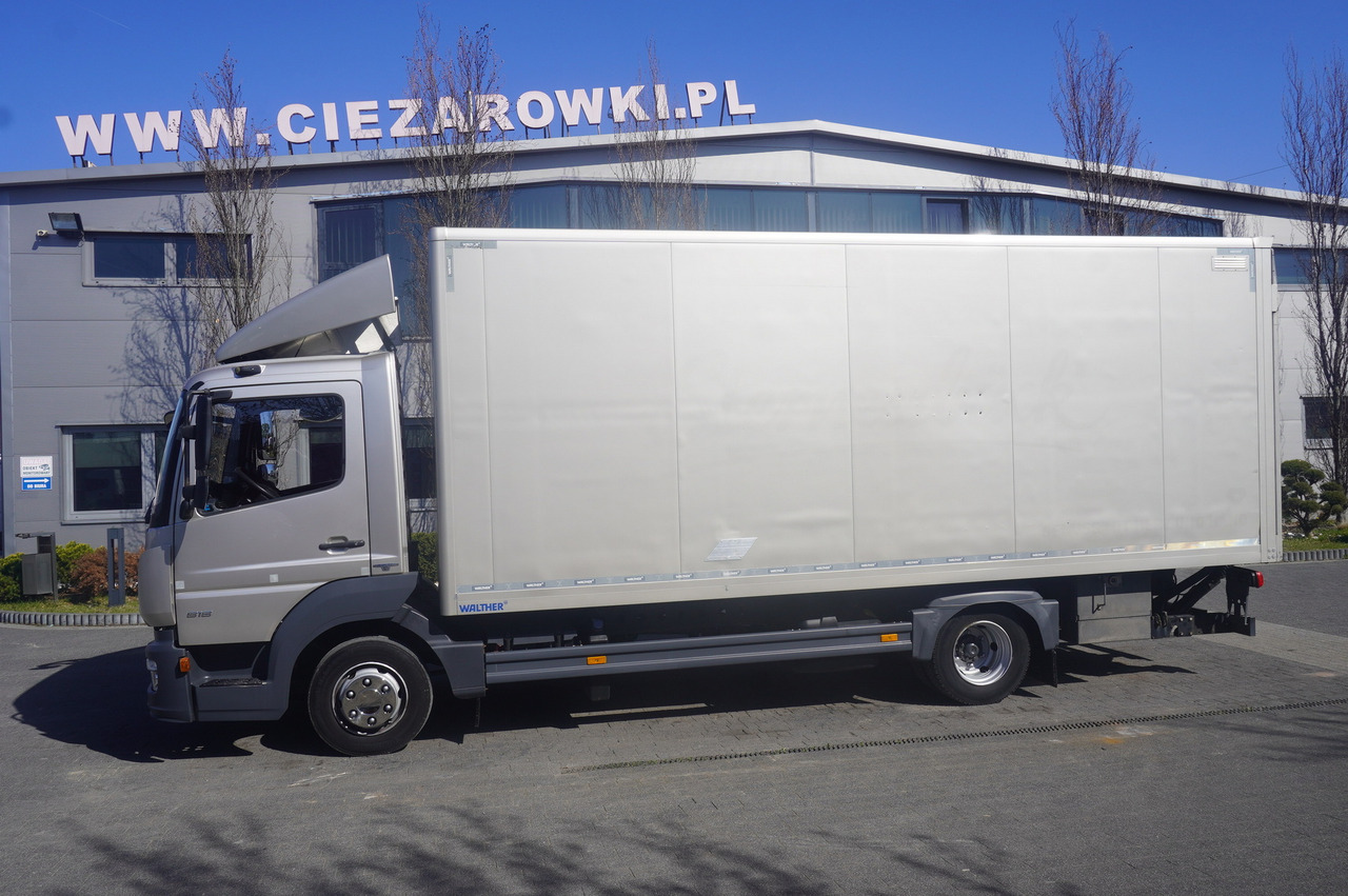 MERCEDES-BENZ Atego 818 / Box superstructure / DAUTEL tailgate 1.5T - Грузовик с закрытым кузовом: фото 2 MERCEDES-BENZ Atego 818 / Box superstructure / DAUTEL tailgate 1.5T - Грузовик с закрытым кузовом: фото 2