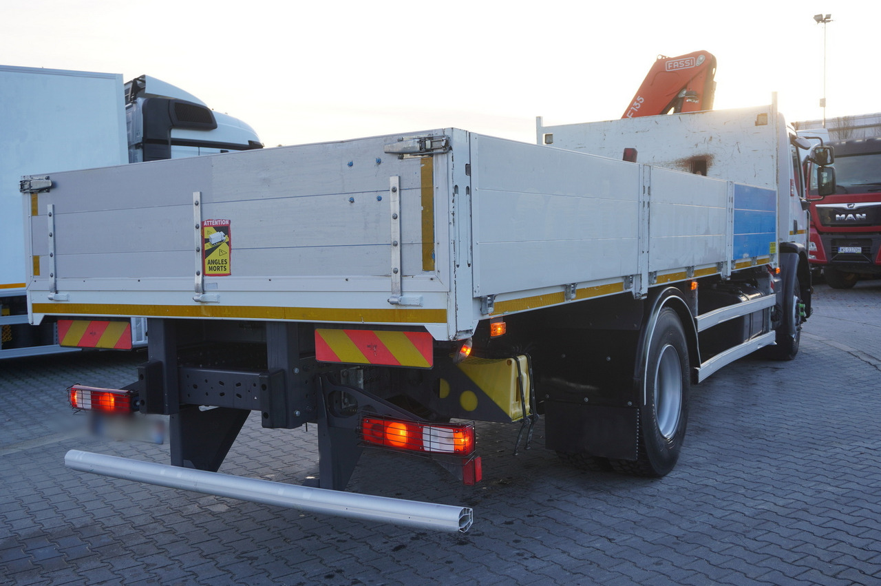 RENAULT C280 DTI 8 / FASSI crane 5.6 T / range 8 m / Flatbed 15 EPAL - Грузовик бортовой/ Платформа, Автоманипулятор: фото 3 RENAULT C280 DTI 8 / FASSI crane 5.6 T / range 8 m / Flatbed 15 EPAL - Грузовик бортовой/ Платформа, Автоманипулятор: фото 3