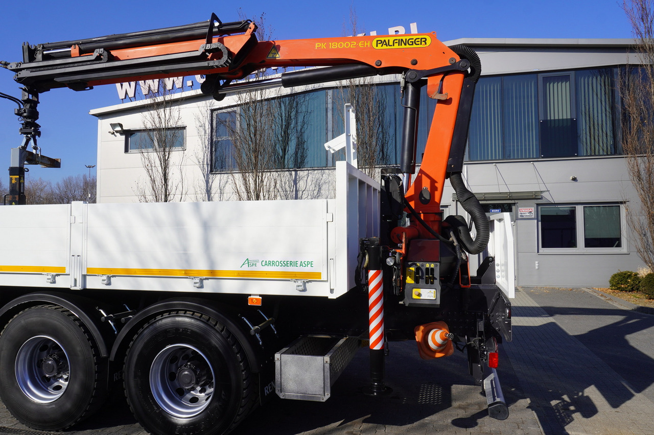 RENAULT C380 / 6x4 / HDS Palfinger PK 18002-EH 6000 kg - Грузовик бортовой/ Платформа, Автоманипулятор: фото 5 RENAULT C380 / 6x4 / HDS Palfinger PK 18002-EH 6000 kg - Грузовик бортовой/ Платформа, Автоманипулятор: фото 5