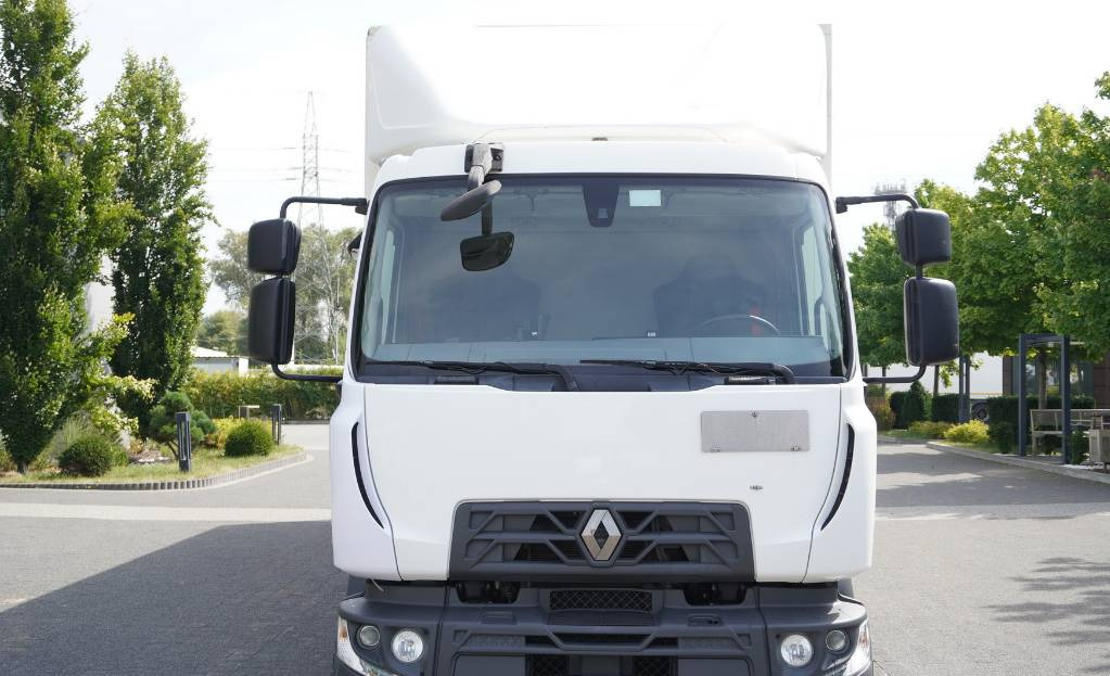 RENAULT D12 E6 / Container 18 pallets / tail lift - Грузовик с закрытым кузовом: фото 4 RENAULT D12 E6 / Container 18 pallets / tail lift - Грузовик с закрытым кузовом: фото 4