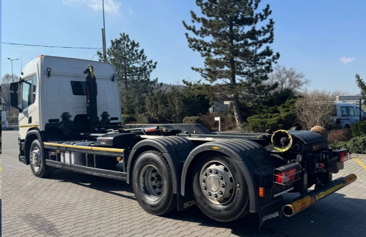SCANIA P410 B6X2*4NA HIAB Multilift 21t / 150 tho.km hooklift - Крюковой мультилифт: фото 4 SCANIA P410 B6X2*4NA HIAB Multilift 21t / 150 tho.km hooklift - Крюковой мультилифт: фото 4