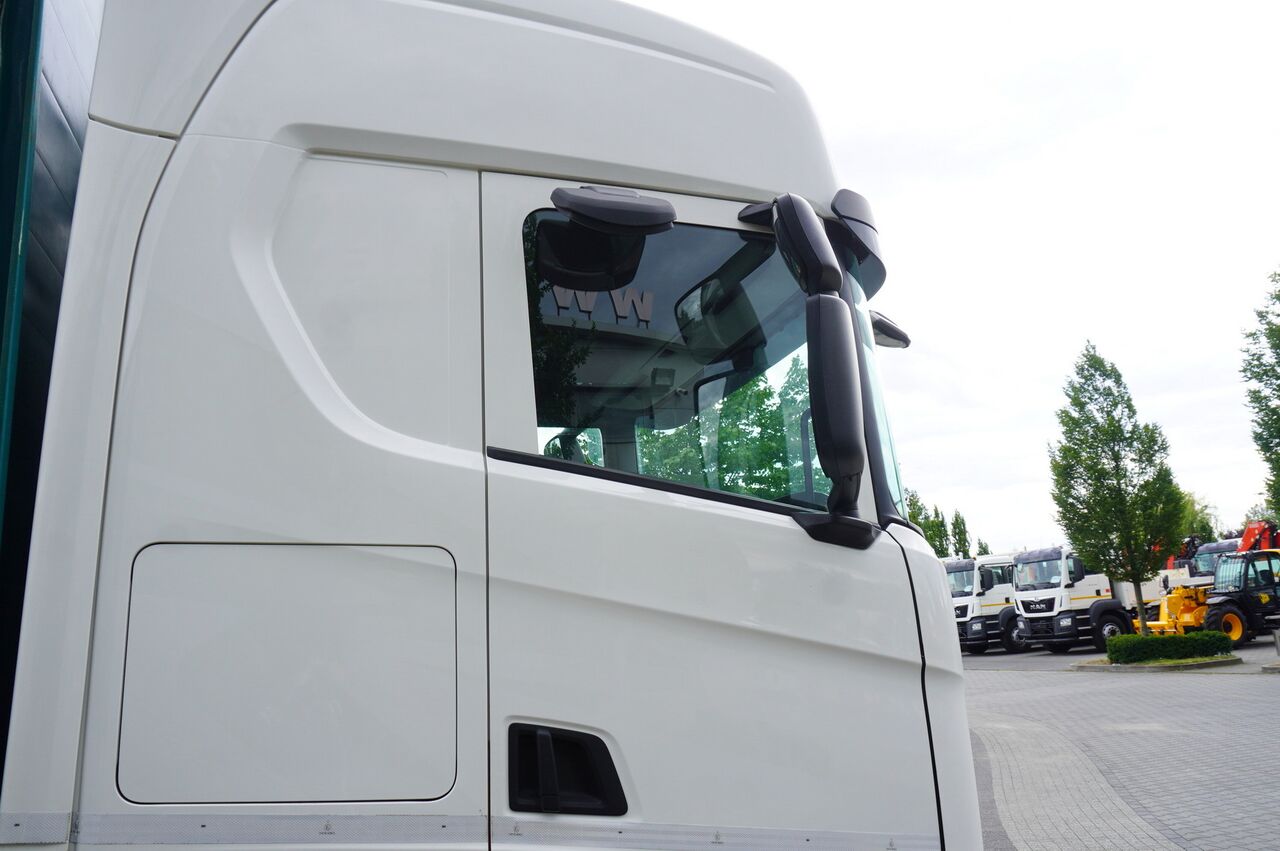 SCANIA R540 - Тентованный грузовик: фото 4 SCANIA R540 - Тентованный грузовик: фото 4