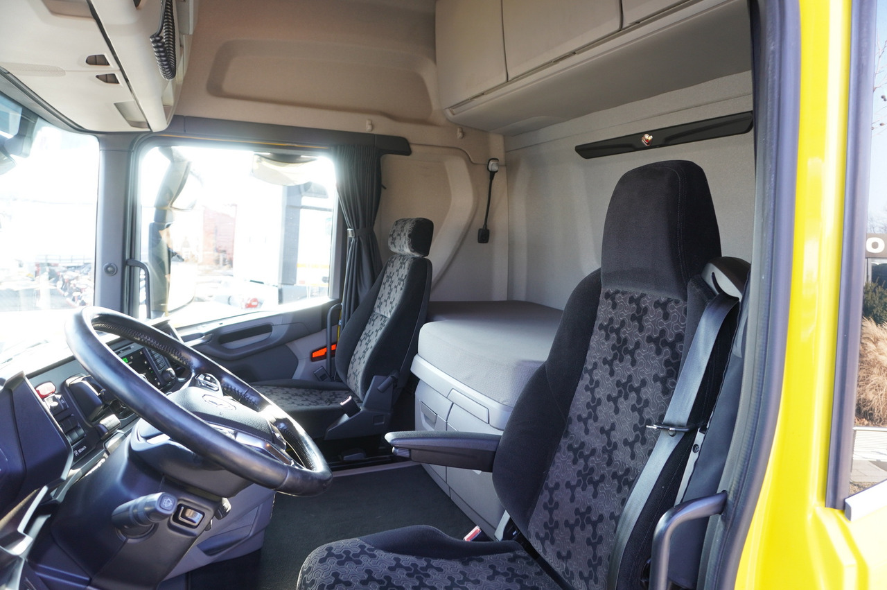 Тентованный грузовик SCANIA R650 V8 8x4 /4 / 2020 / Curtainsider 23 EPAL: фото 16