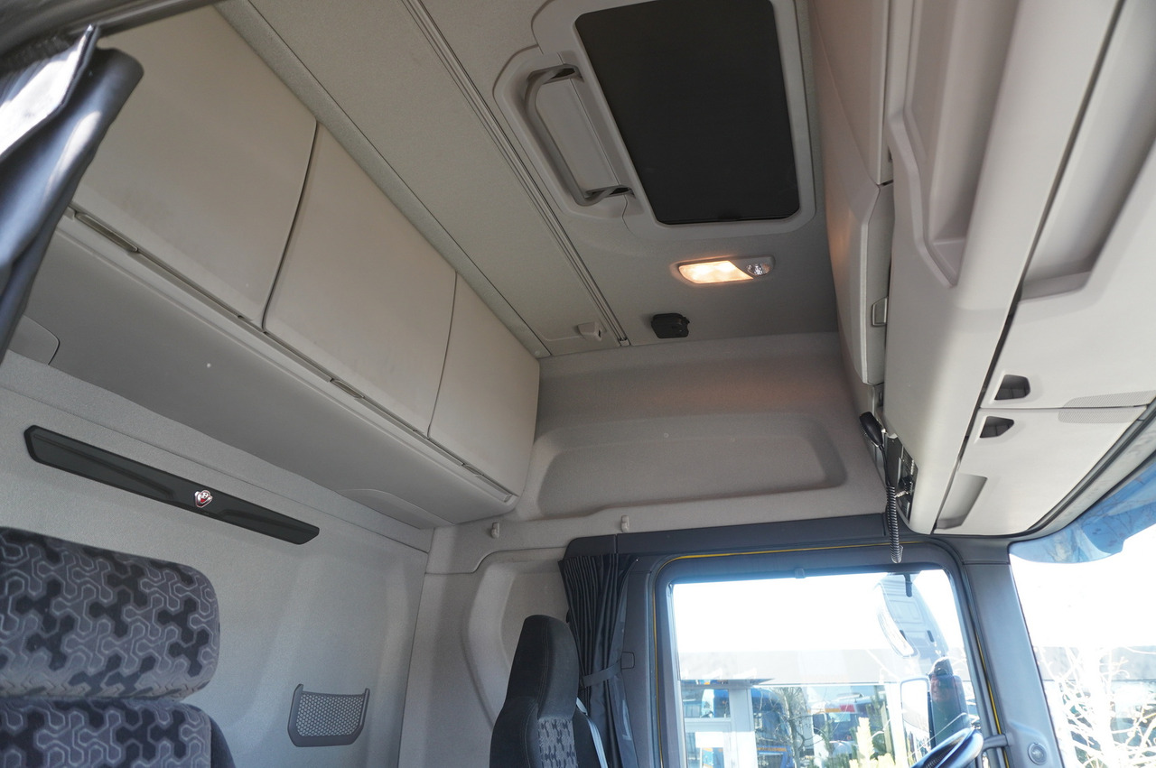 Тентованный грузовик SCANIA R650 V8 8x4 /4 / 2020 / Curtainsider 23 EPAL: фото 30