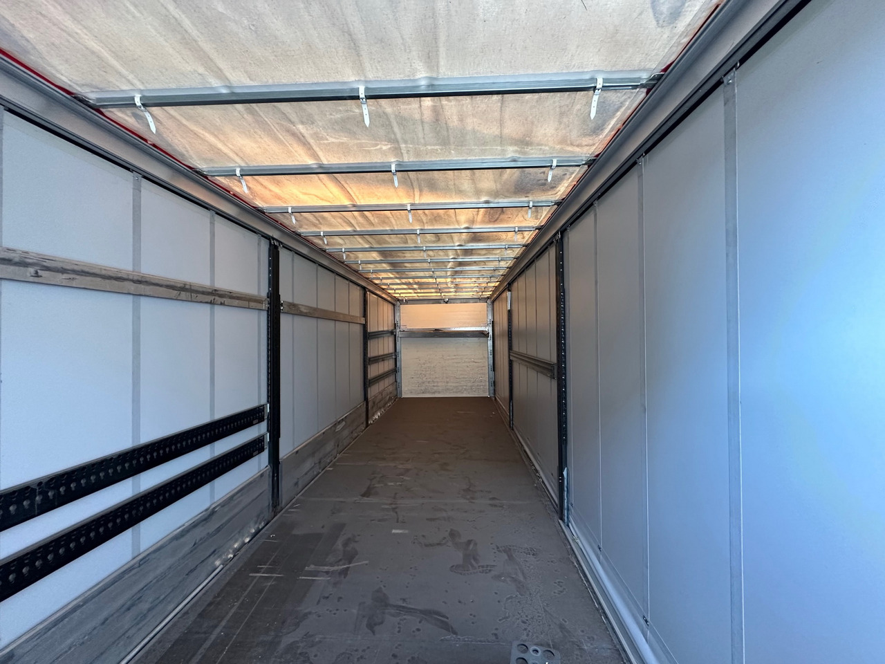 Тентованный грузовик SCANIA R650 V8 8x4 /4 / 2020 / Curtainsider 23 EPAL: фото 12