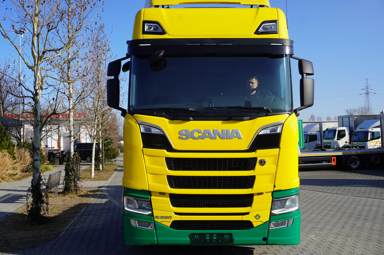 SCANIA R650 V8 8x4/4 E6 / 2020 / Frame 9.7 m - Грузовик-шасси: фото 3 SCANIA R650 V8 8x4/4 E6 / 2020 / Frame 9.7 m - Грузовик-шасси: фото 3