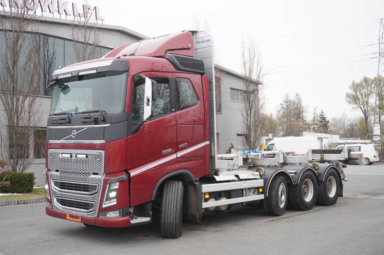 VOLVO FH16 750 / Frame 8 m / 750 HP! / 2021 / stanchion superstructure - Лесовоз: фото 1 VOLVO FH16 750 / Frame 8 m / 750 HP! / 2021 / stanchion superstructure - Лесовоз: фото 1