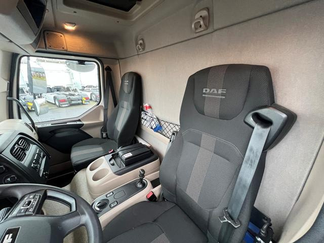 DAF XB 290 FA 16 to. Curtainsider LBW 1.5 Tonnen AHK - Тентованный грузовик: фото 3 DAF XB 290 FA 16 to. Curtainsider LBW 1.5 Tonnen AHK - Тентованный грузовик: фото 3