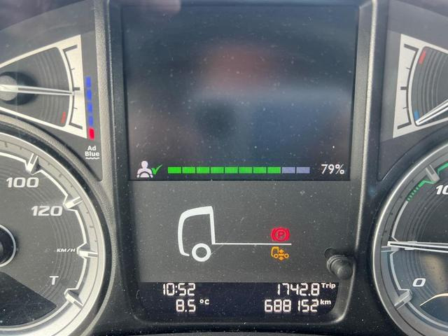 DAF XF 480 FT SSC Low Deck TraXon Intarder 2 x Tank - Тягач: фото 4 DAF XF 480 FT SSC Low Deck TraXon Intarder 2 x Tank - Тягач: фото 4