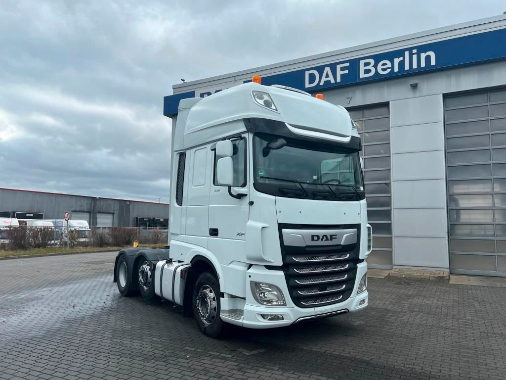 DAF XF 530 FTG 6x2 Retarder Liftlenkachse zZGG 64.5t - Тягач: фото 1 DAF XF 530 FTG 6x2 Retarder Liftlenkachse zZGG 64.5t - Тягач: фото 1