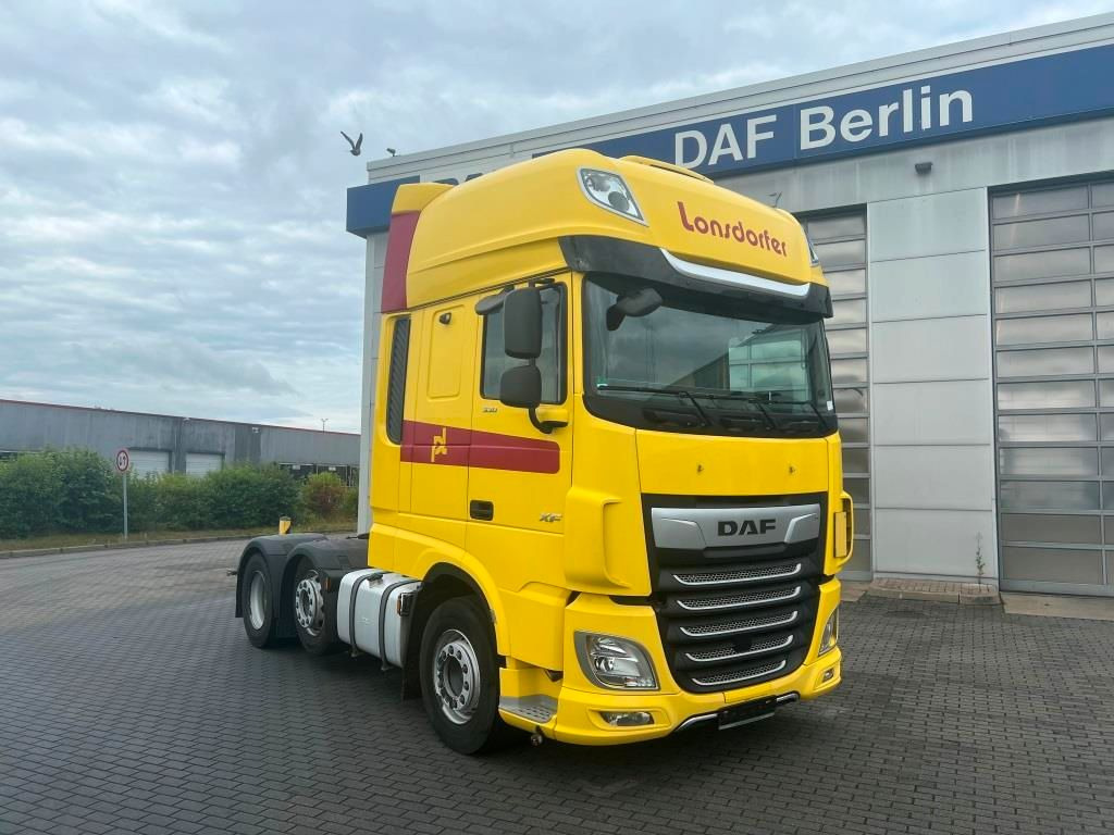DAF XF 530 FTG SSC Intarder Lift-Lenkachse 70t zZGG - Тягач: фото 1 DAF XF 530 FTG SSC Intarder Lift-Lenkachse 70t zZGG - Тягач: фото 1
