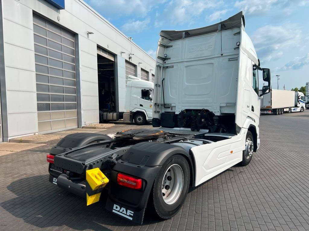 DAF XFn 480 FT Intarder 2xTank 1.105 L Vollspoiler - Тягач: фото 4 DAF XFn 480 FT Intarder 2xTank 1.105 L Vollspoiler - Тягач: фото 4