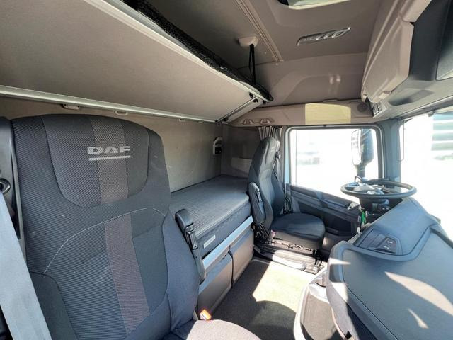 DAF XFn 480 FT Intarder 2xTank 1.105 L Vollspoiler - Тягач: фото 4 DAF XFn 480 FT Intarder 2xTank 1.105 L Vollspoiler - Тягач: фото 4