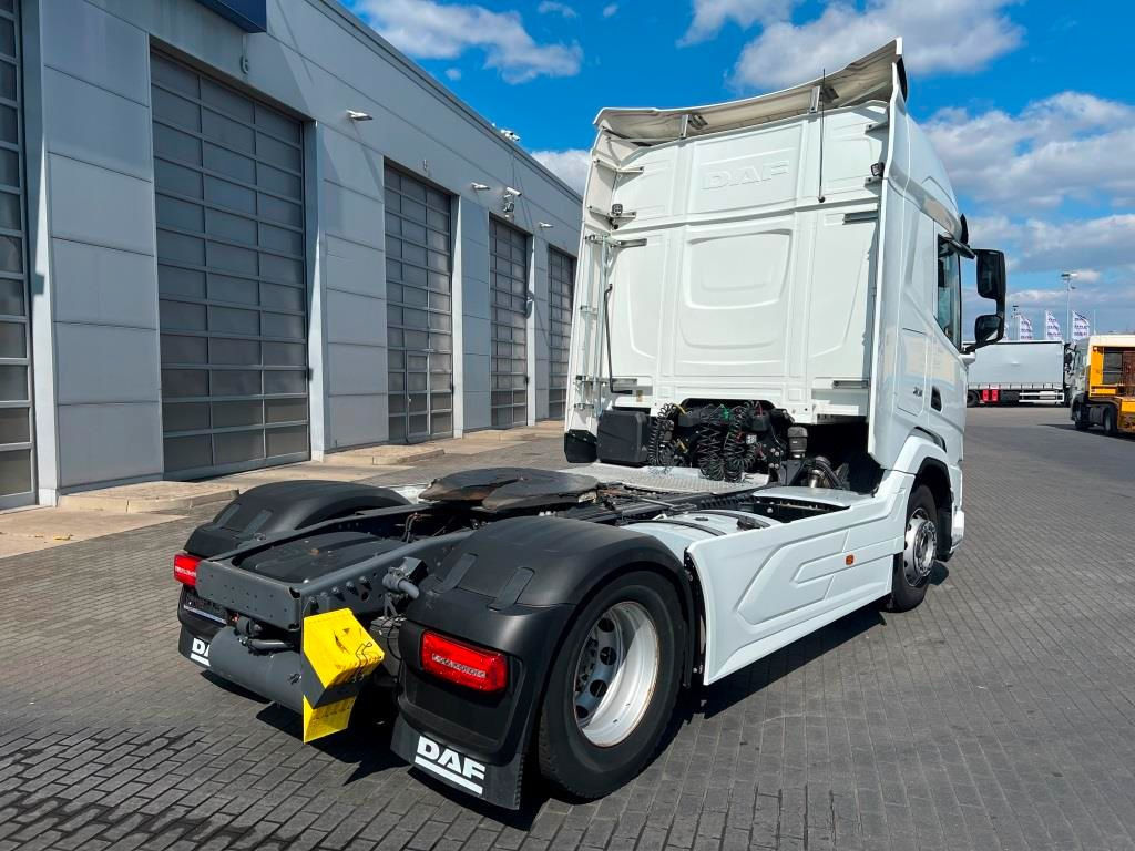 DAF XFn 480 FT Intarder 2xTank 1.105 L Vollspoiler - Тягач: фото 4 DAF XFn 480 FT Intarder 2xTank 1.105 L Vollspoiler - Тягач: фото 4