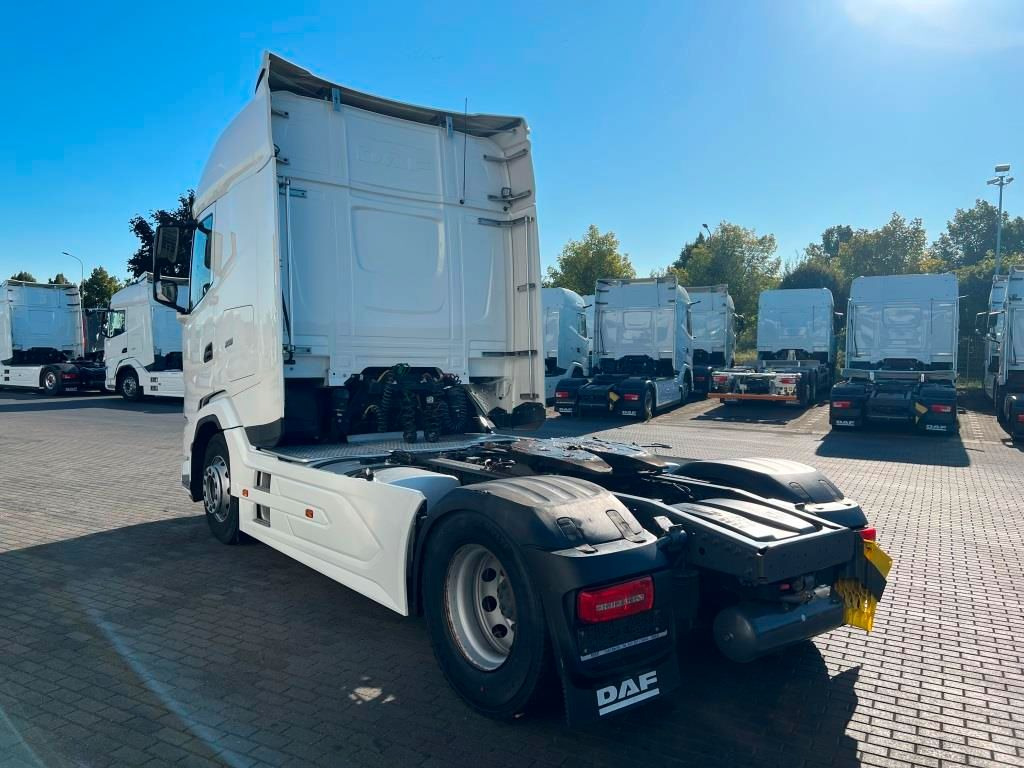 DAF XG 480 FT TraXon Intarder 2xTank Hydraulikanlage - Тягач: фото 3 DAF XG 480 FT TraXon Intarder 2xTank Hydraulikanlage - Тягач: фото 3