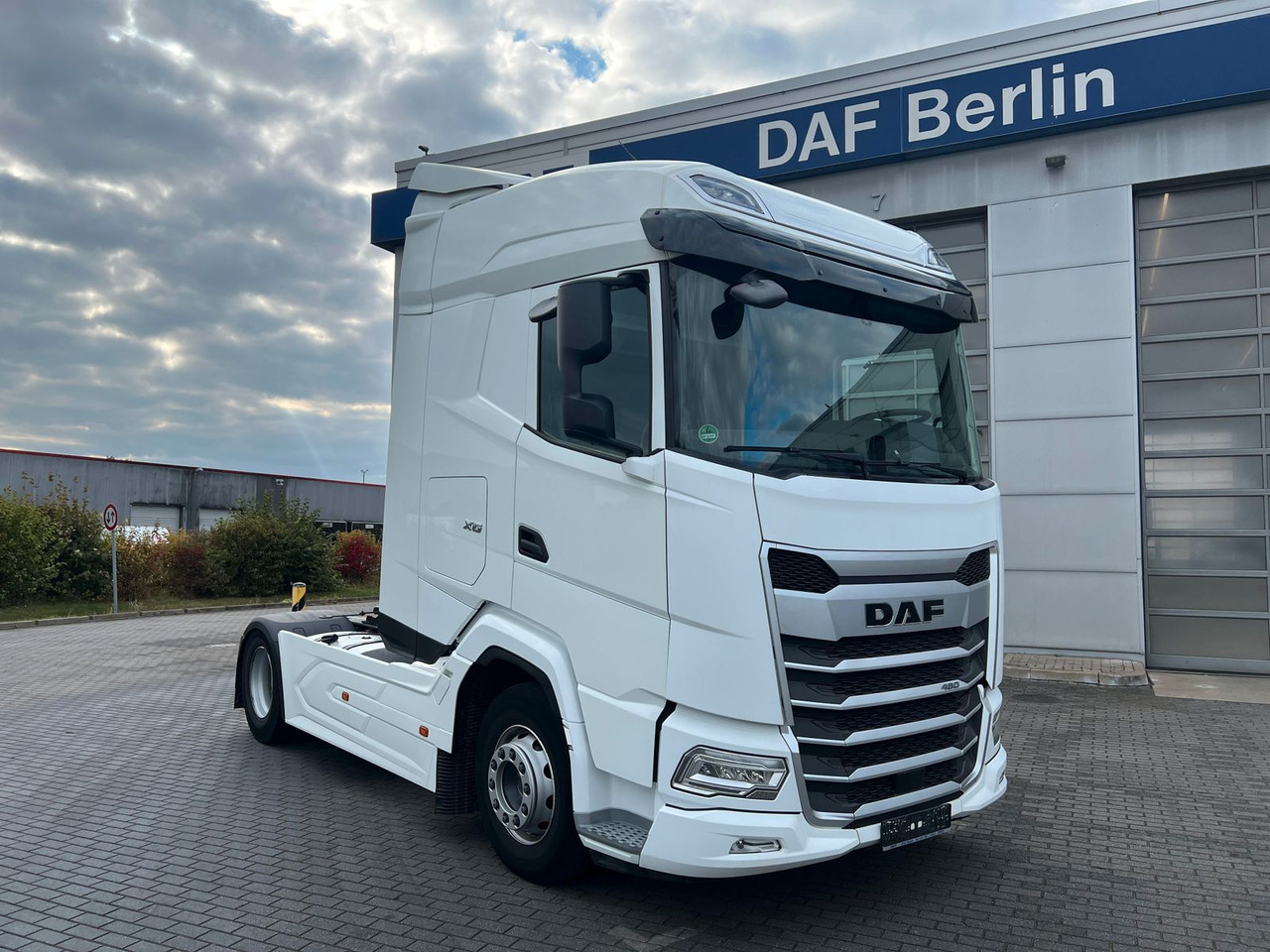 DAF XG 480 FT TraXon ZF-Intarder 2x Tank 1.195 Liter - Тягач: фото 1 DAF XG 480 FT TraXon ZF-Intarder 2x Tank 1.195 Liter - Тягач: фото 1