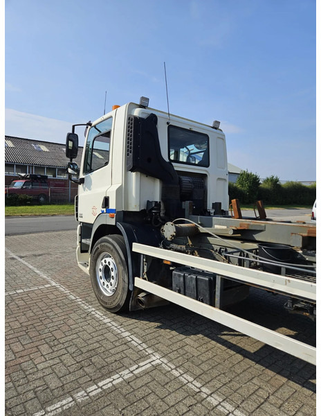 DAF CF 85 360 Manual 10 Tyres - Грузовик-шасси: фото 5 DAF CF 85 360 Manual 10 Tyres - Грузовик-шасси: фото 5