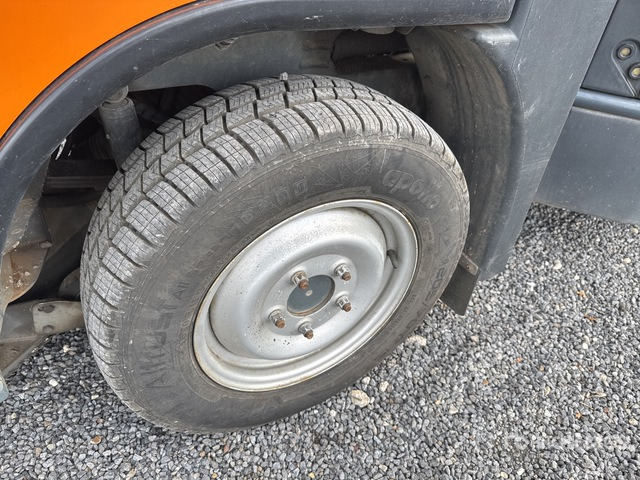 2016 Boschung S2 Urban Sweeper Truck - Подметально-уборочная машина: фото 5 2016 Boschung S2 Urban Sweeper Truck - Подметально-уборочная машина: фото 5