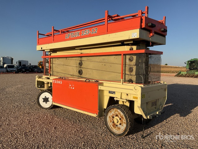 2007 Liftlux SL153-12 Electric (Inoperable) Scissor Lift - Ножничный подъемник: фото 3 2007 Liftlux SL153-12 Electric (Inoperable) Scissor Lift - Ножничный подъемник: фото 3