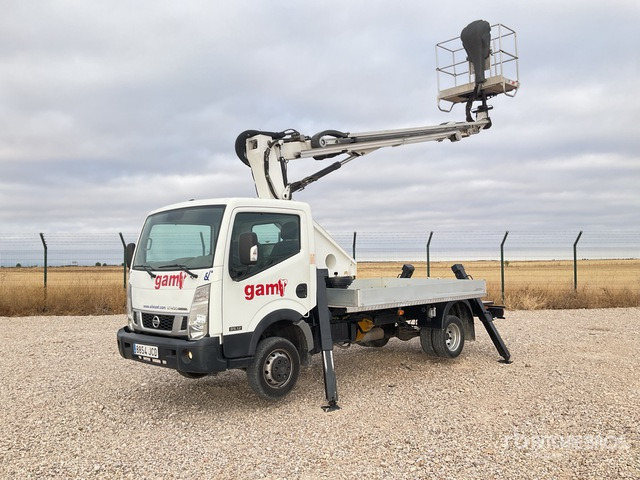 2015 Nissan NT400 Cabstar 2015 Oil&Steel Scorpion 1812 Sm ... Bucket Truck - Грузовик с подъемником: фото 3 2015 Nissan NT400 Cabstar 2015 Oil&Steel Scorpion 1812 Sm ... Bucket Truck - Грузовик с подъемником: фото 3
