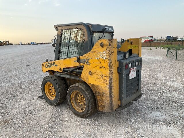 2018 Gehl R135 Mini (Inoperable) Wheel Loader - Колёсный погрузчик: фото 2 2018 Gehl R135 Mini (Inoperable) Wheel Loader - Колёсный погрузчик: фото 2