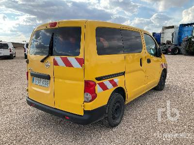 NISSAN NV200 - Легковой автомобиль: фото 3 NISSAN NV200 - Легковой автомобиль: фото 3