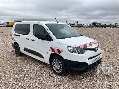 TOYOTA PROACE CITY VER 5 - Легковой автомобиль: фото 4 TOYOTA PROACE CITY VER 5 - Легковой автомобиль: фото 4