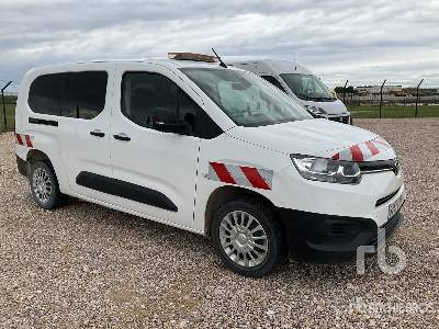 TOYOTA PROACE CITY VER 5 - Легковой автомобиль: фото 4 TOYOTA PROACE CITY VER 5 - Легковой автомобиль: фото 4
