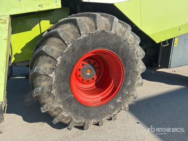 2002 Claas Lexion 470 Combine Harvester - Зерноуборочный комбайн: фото 4 2002 Claas Lexion 470 Combine Harvester - Зерноуборочный комбайн: фото 4