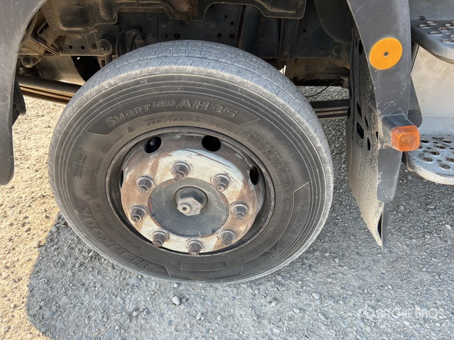2002 Iveco Eurocargo 80E15 2002 PM 5022 2500 kg on Crew Cab Dump Truck with Crane - Косилка-измельчитель/ Мульчер: фото 5 2002 Iveco Eurocargo 80E15 2002 PM 5022 2500 kg on Crew Cab Dump Truck with Crane - Косилка-измельчитель/ Мульчер: фото 5