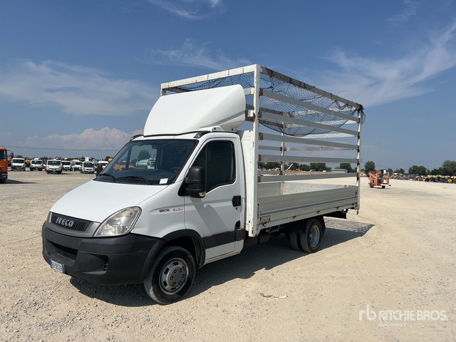 2010 Iveco Daily 35C18 Curtain Side Truck - Косилка-измельчитель/ Мульчер: фото 1 2010 Iveco Daily 35C18 Curtain Side Truck - Косилка-измельчитель/ Мульчер: фото 1