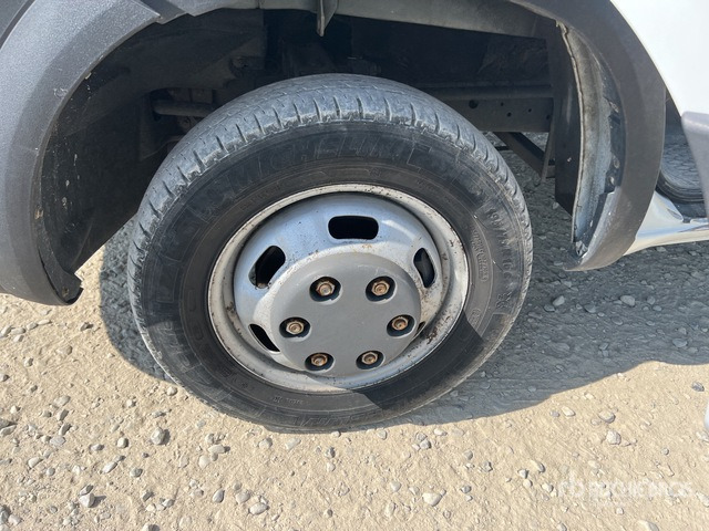2010 Iveco Daily 35C18 Curtain Side Truck - Косилка-измельчитель/ Мульчер: фото 5 2010 Iveco Daily 35C18 Curtain Side Truck - Косилка-измельчитель/ Мульчер: фото 5