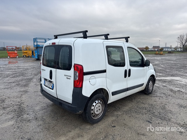 2011 Peugeot Bipper Van Truck - Грузовик с закрытым кузовом: фото 3 2011 Peugeot Bipper Van Truck - Грузовик с закрытым кузовом: фото 3