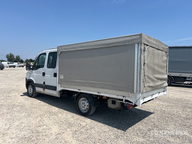 2012 Iveco 35S15 Crew Cab (Inoperable) Curtain Side Truck - Косилка-измельчитель/ Мульчер: фото 4 2012 Iveco 35S15 Crew Cab (Inoperable) Curtain Side Truck - Косилка-измельчитель/ Мульчер: фото 4